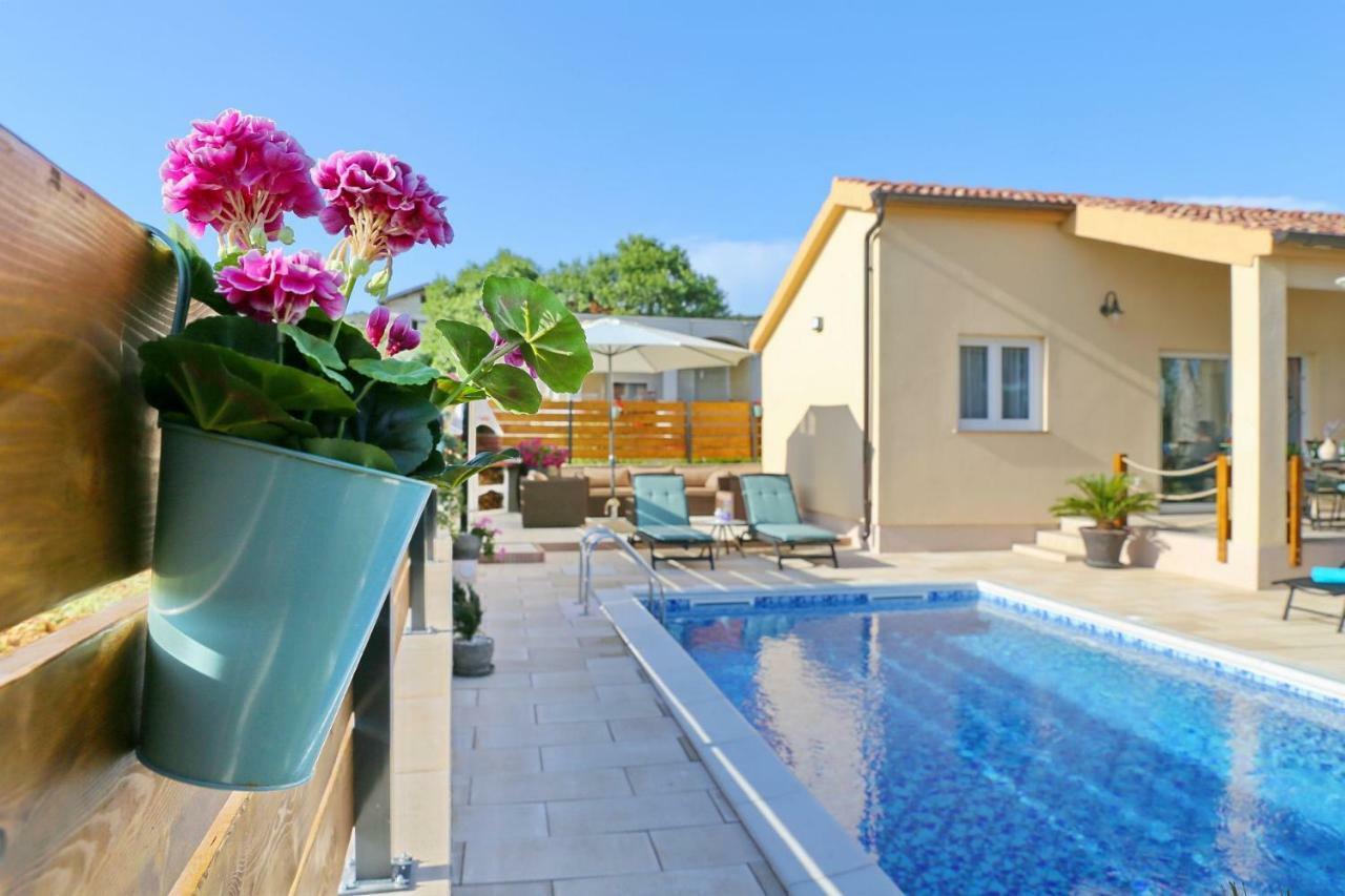 Punta Garden Pool House Villa Posedarje Kültér fotó