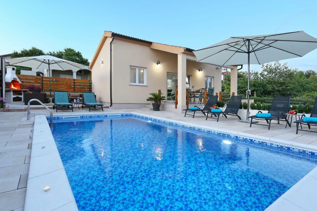 Punta Garden Pool House Villa Posedarje Kültér fotó
