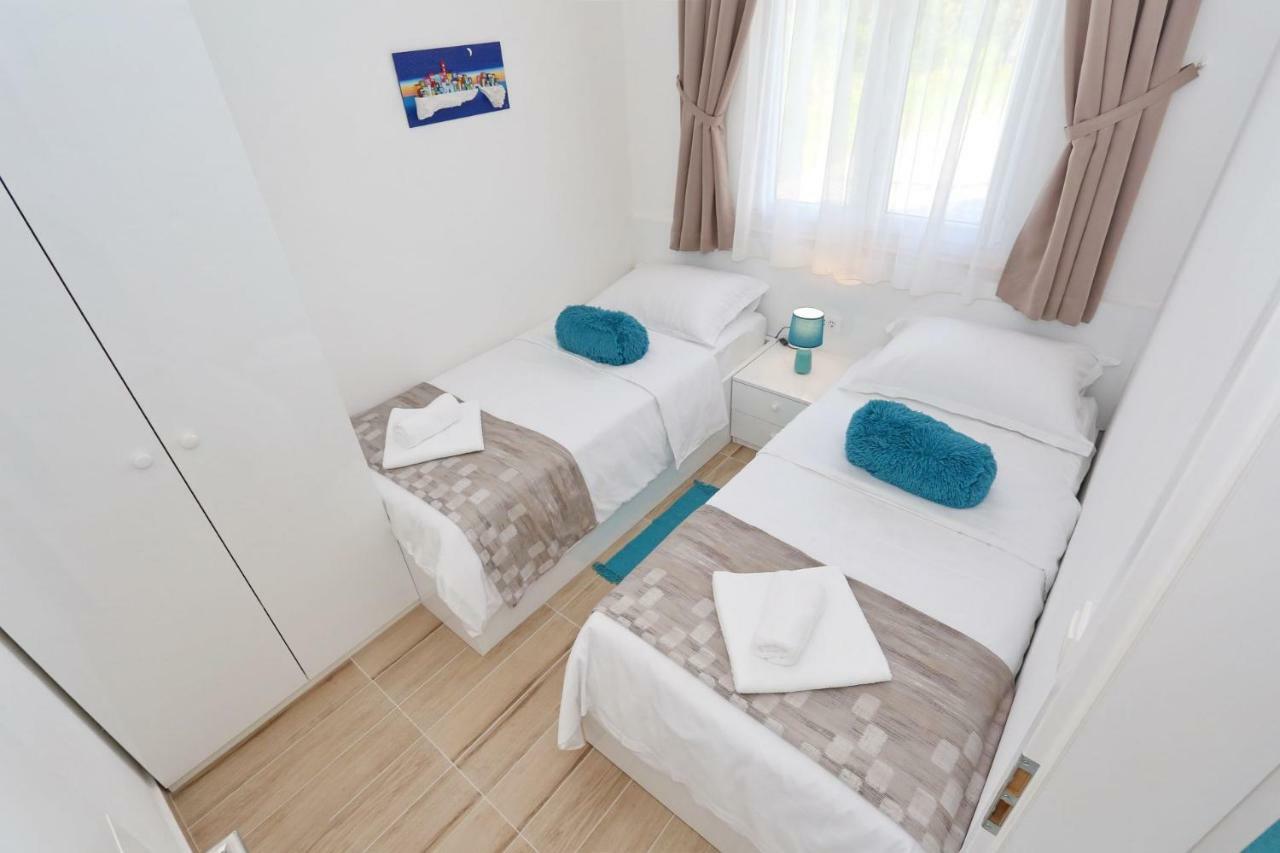 Punta Garden Pool House Villa Posedarje Kültér fotó